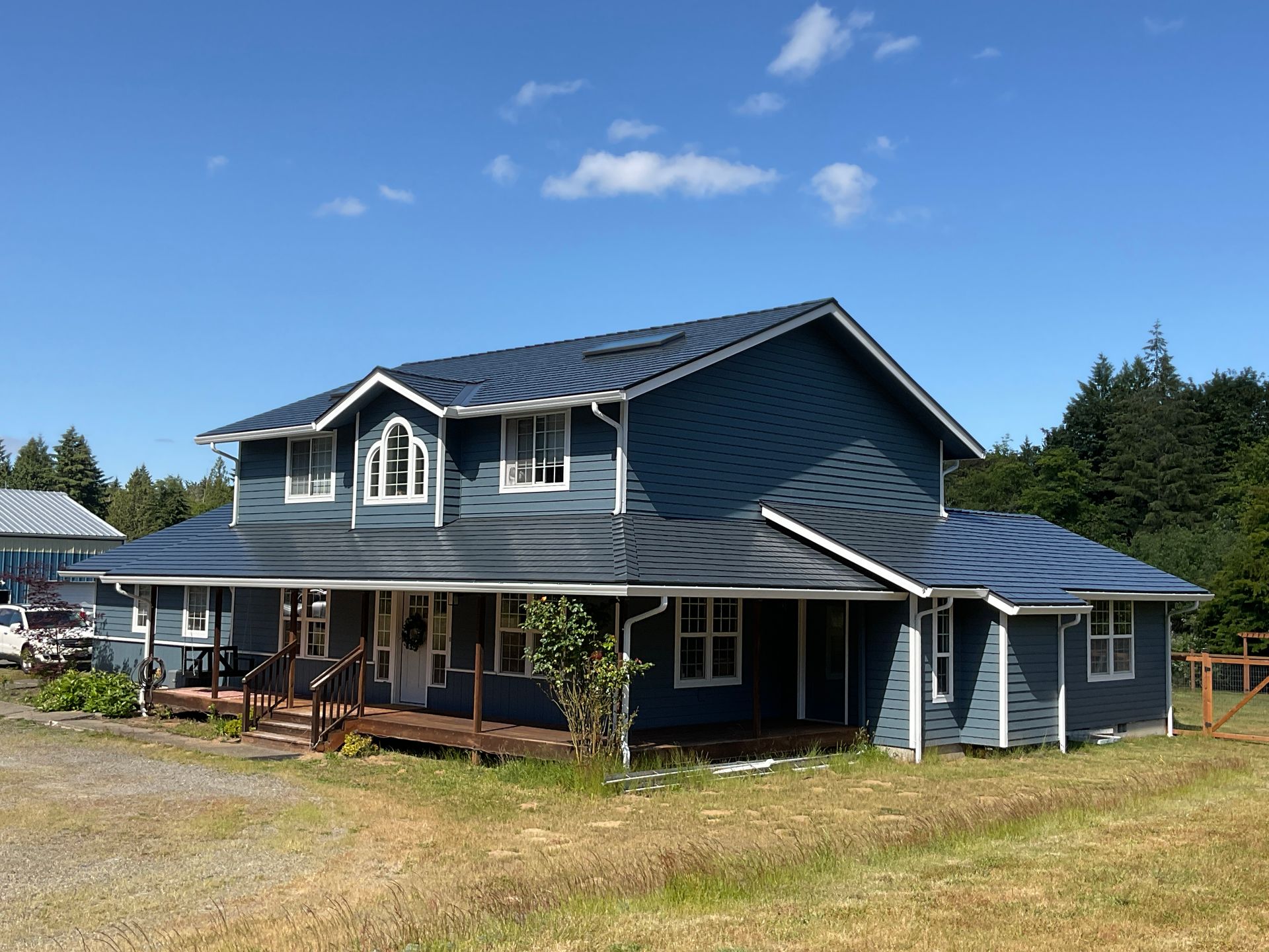 Interlock Metal Roofing Seattle | Durable Lifetime Roofing Solutions in WA