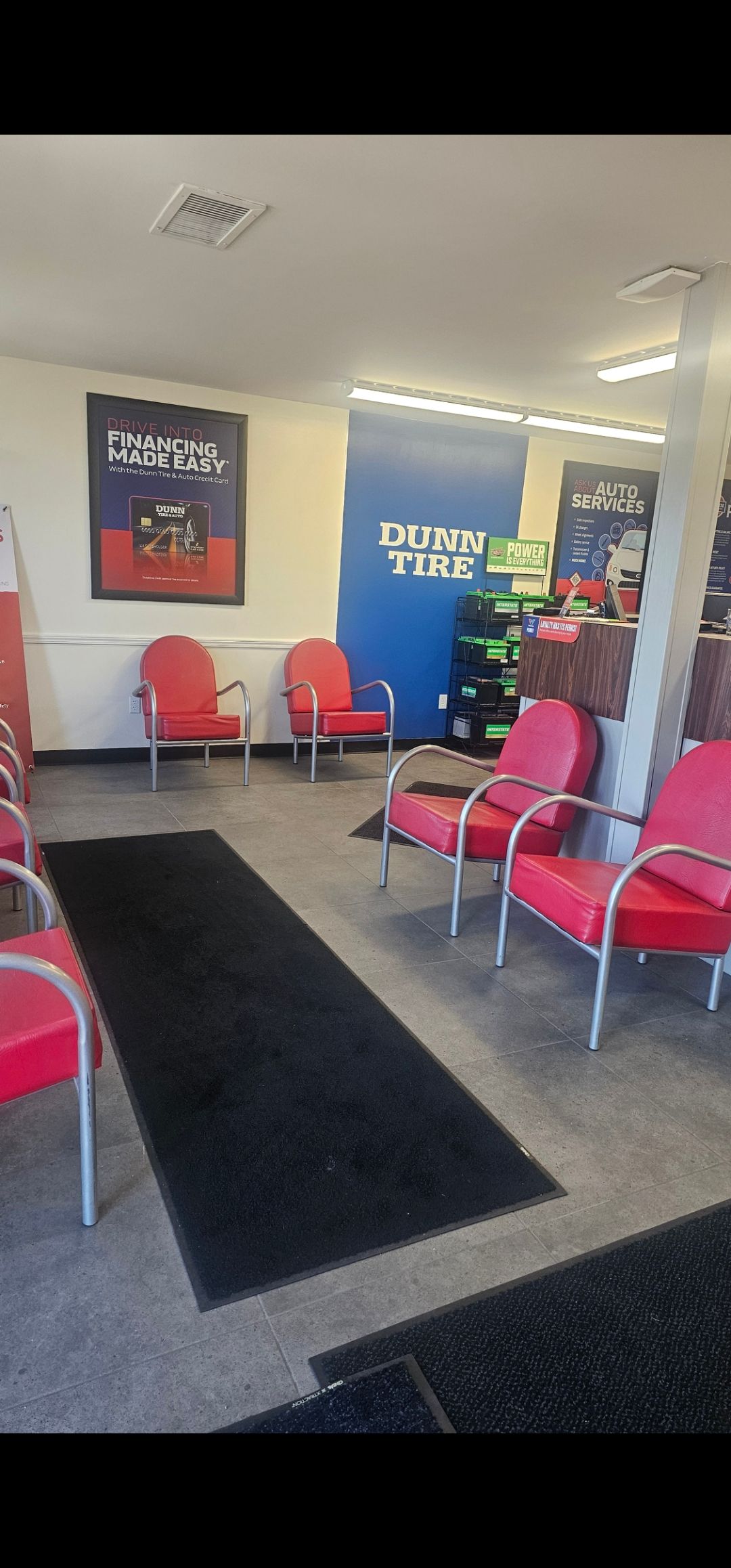 Waiting Area | Dunn Tire
