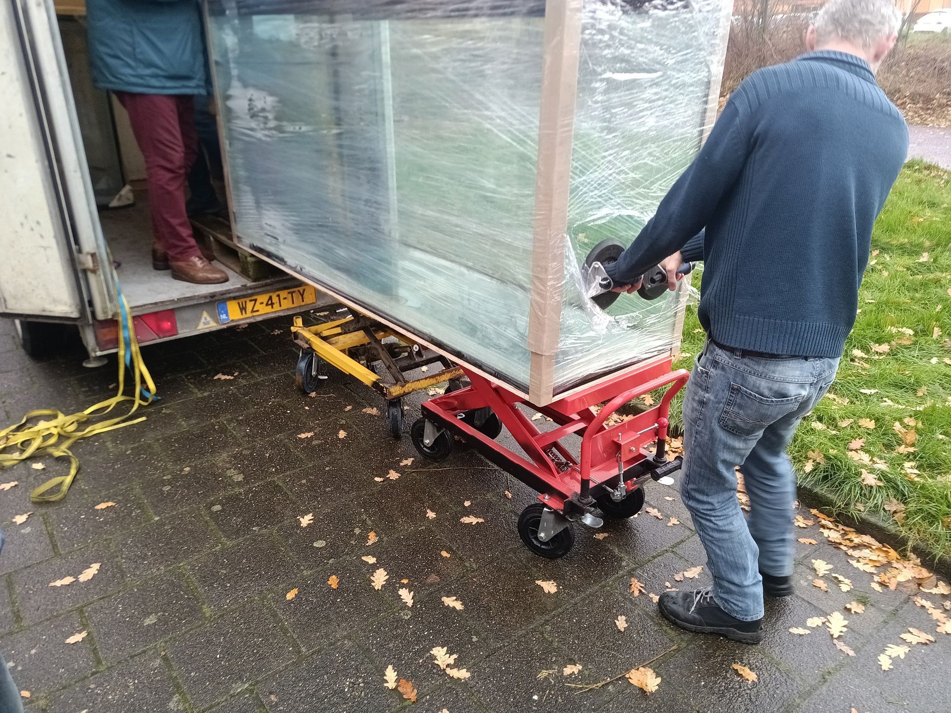 Groot aquarium laten bezorgen