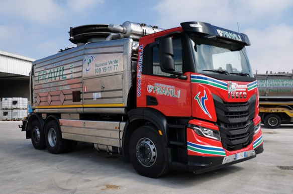 camion rosso fravil