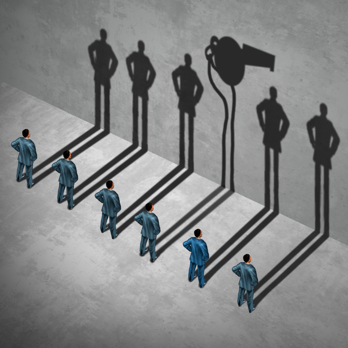 procedura whistleblowing persone con ombre una persona con ombra a forma di fischietto