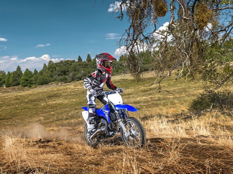 web_holeshot-yamaha-holeshot-kawasaki_223125820b