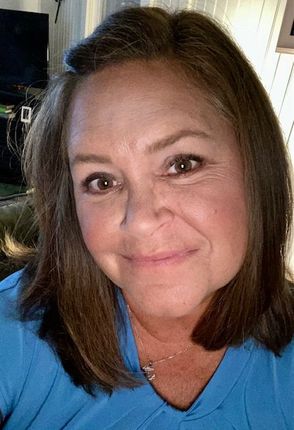 Katie Veine Photo