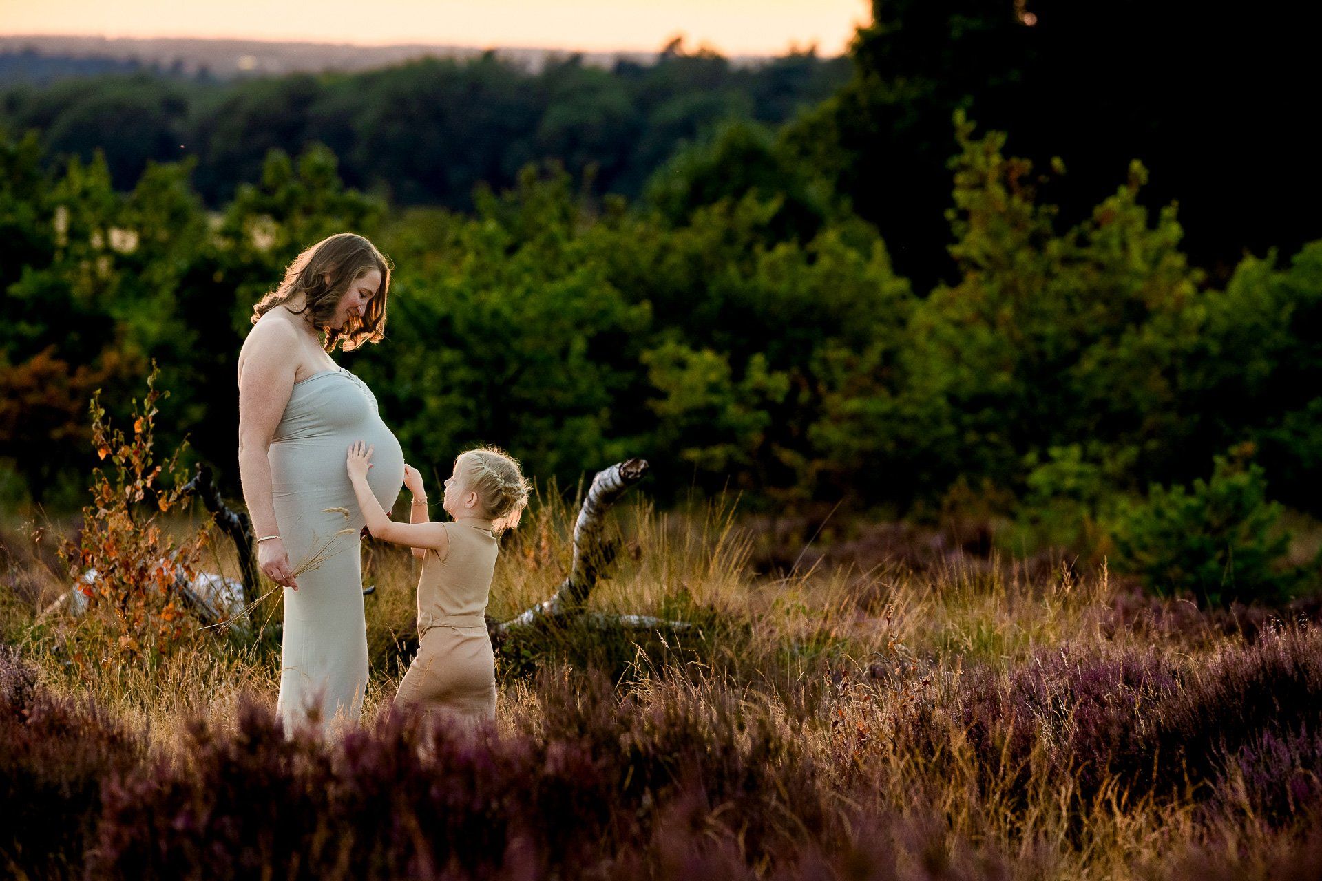 Zwangerschapsshoot samen met je man en kind