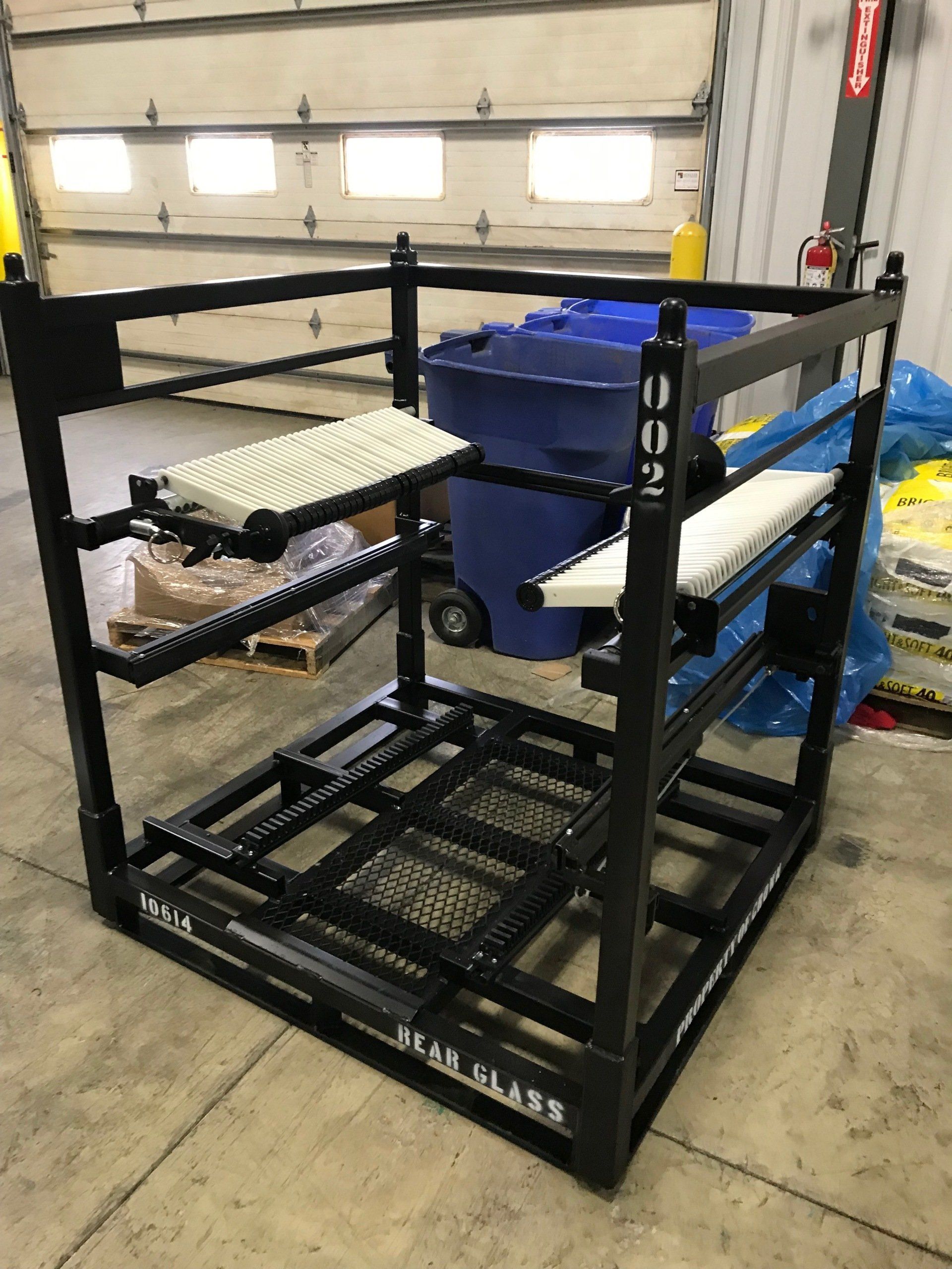 Bus end cap shipping rack