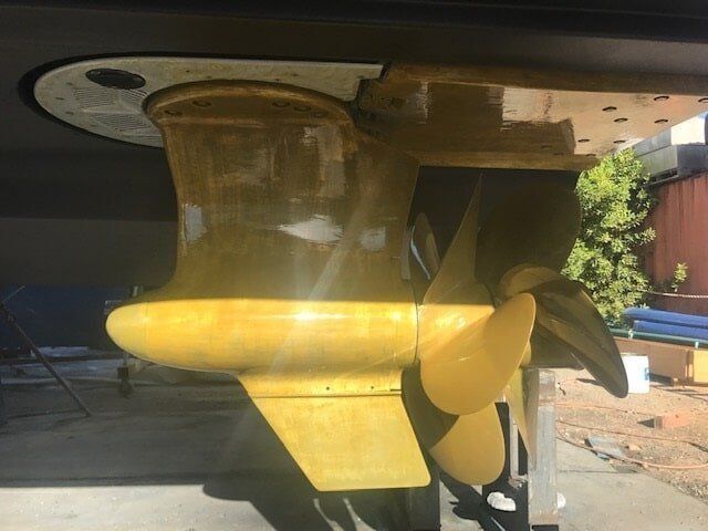 A Close Up Of A Yellow Propeller On A Boat — Edge's Boatyard In Jubilee Pocket, QLD