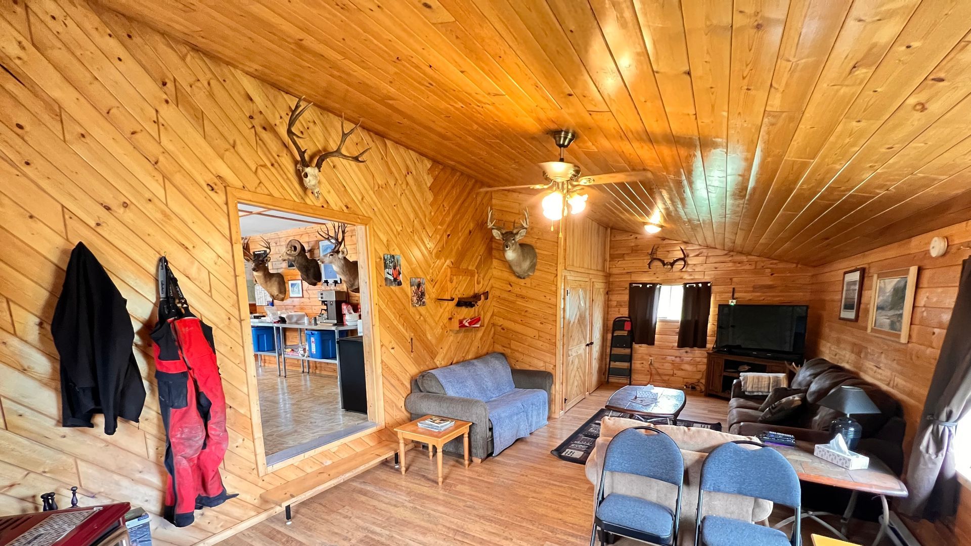 big game hunting lodge in Canada