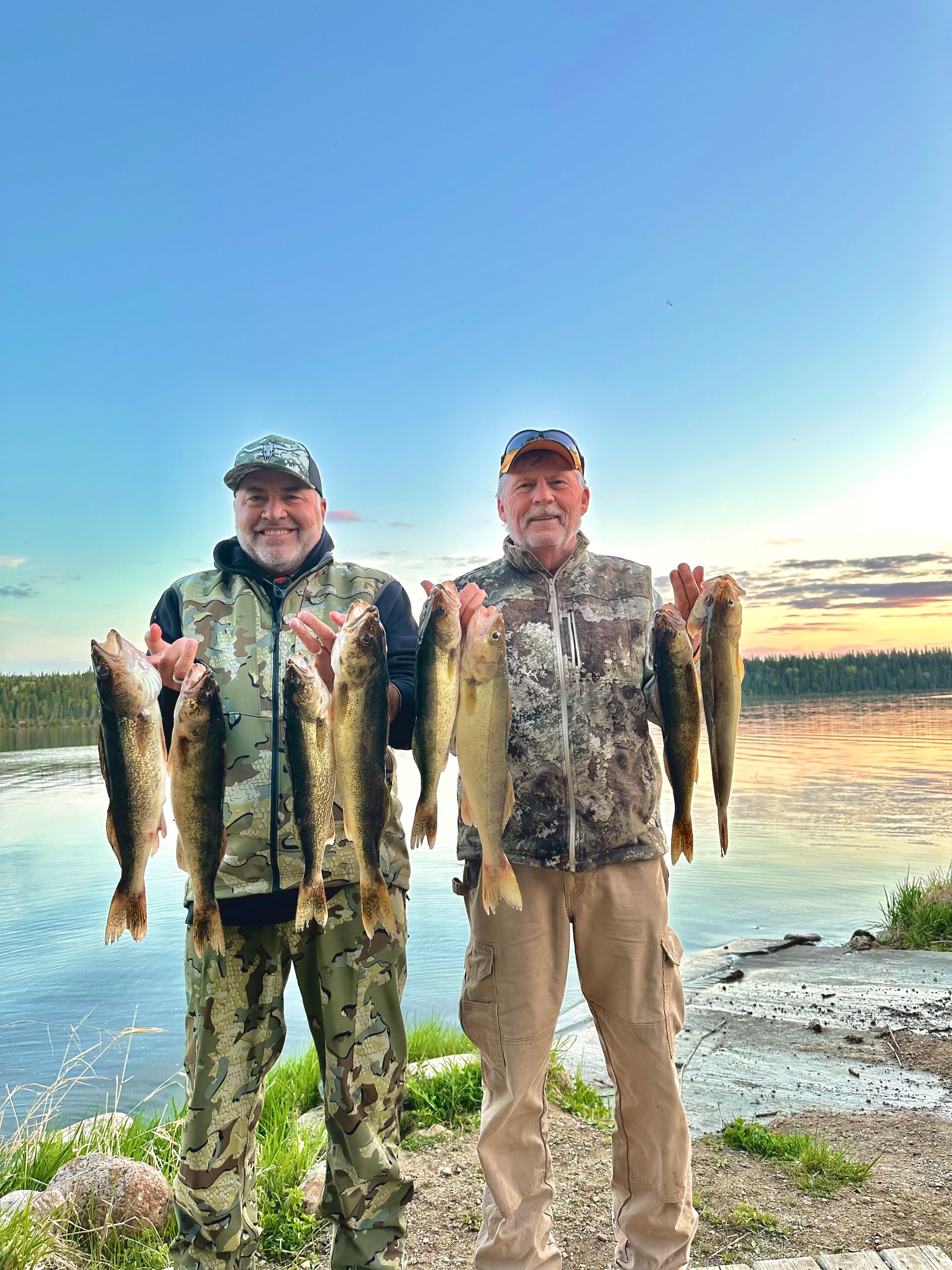 Hunting Lodge with fishing