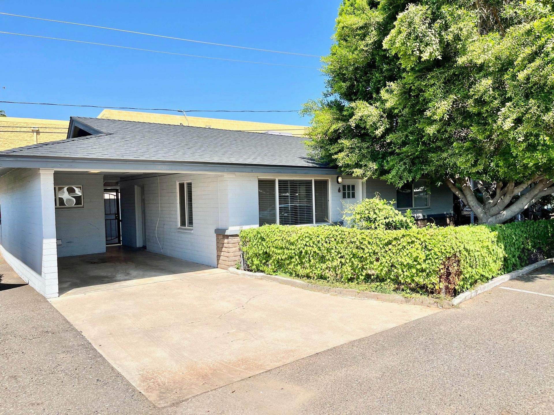 Modern Upgraded Apartments/Townhomes For Rent In Arcadia