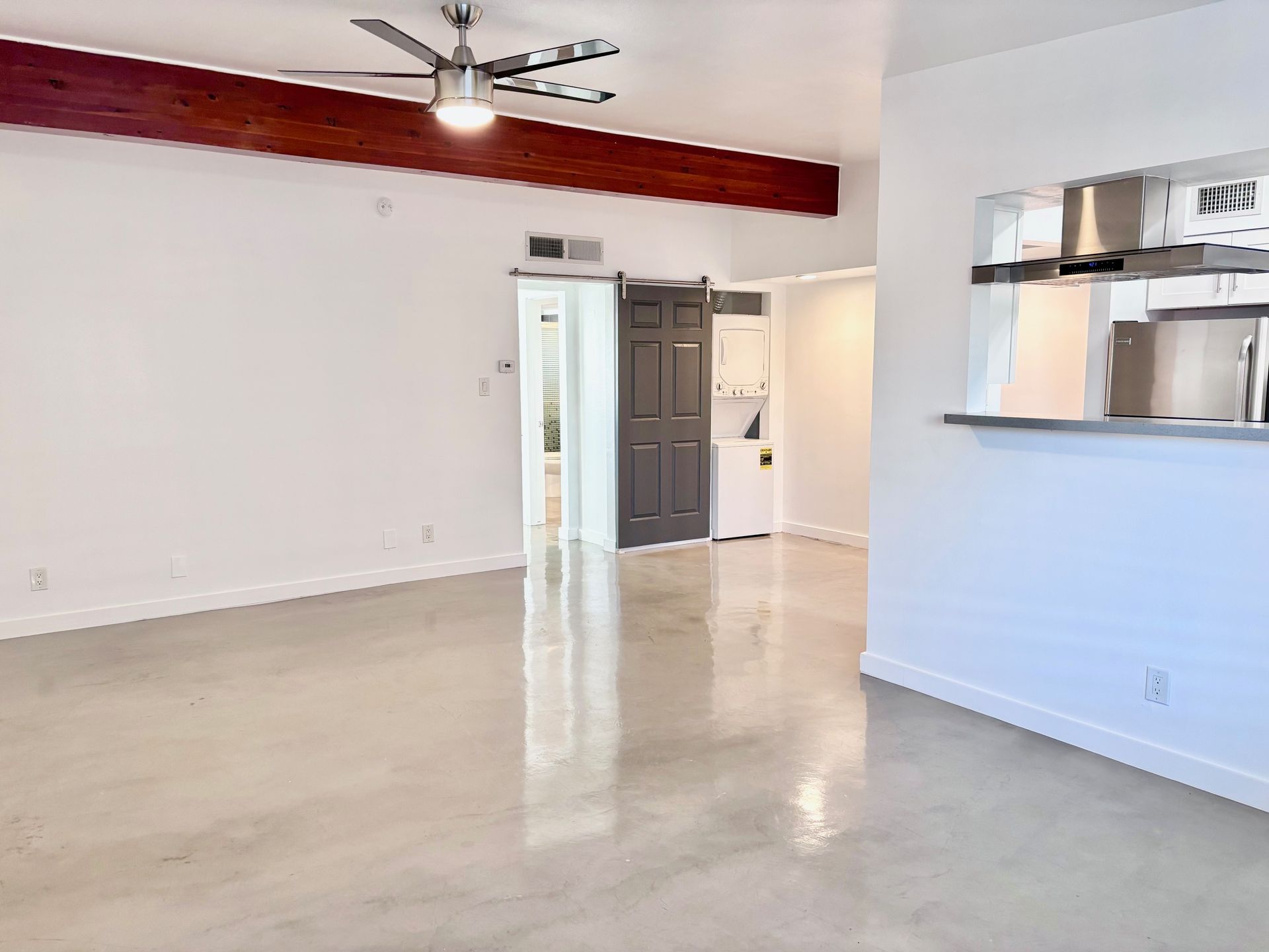 Modern Apartment Spacious Living Room