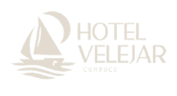 Logotipo do Hotel Velejar Cumbuco com ícone de veleiro em texto bege e branco.