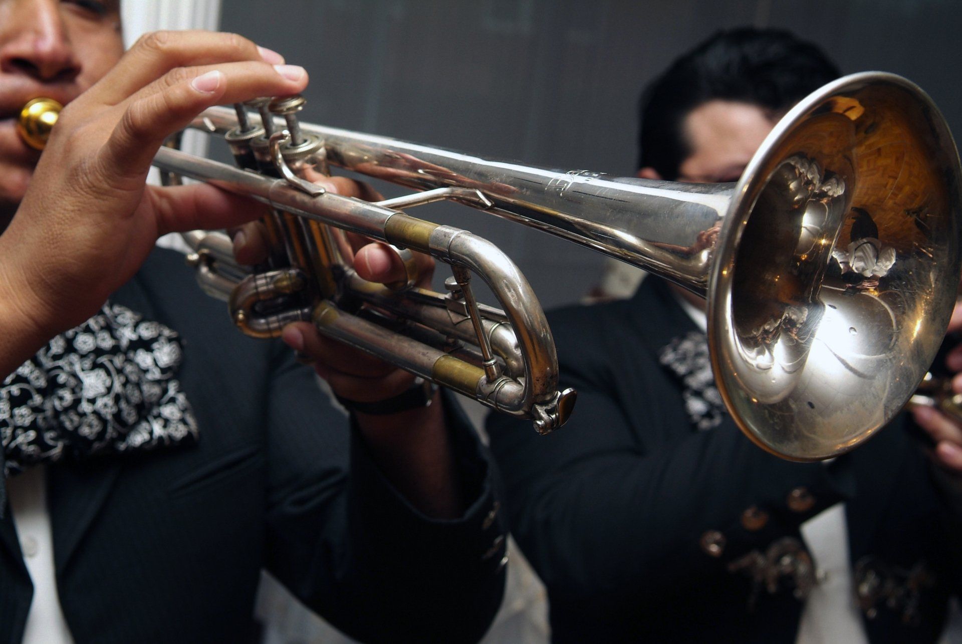Mariachi Juárez - Mariachi y serenata en Colombia