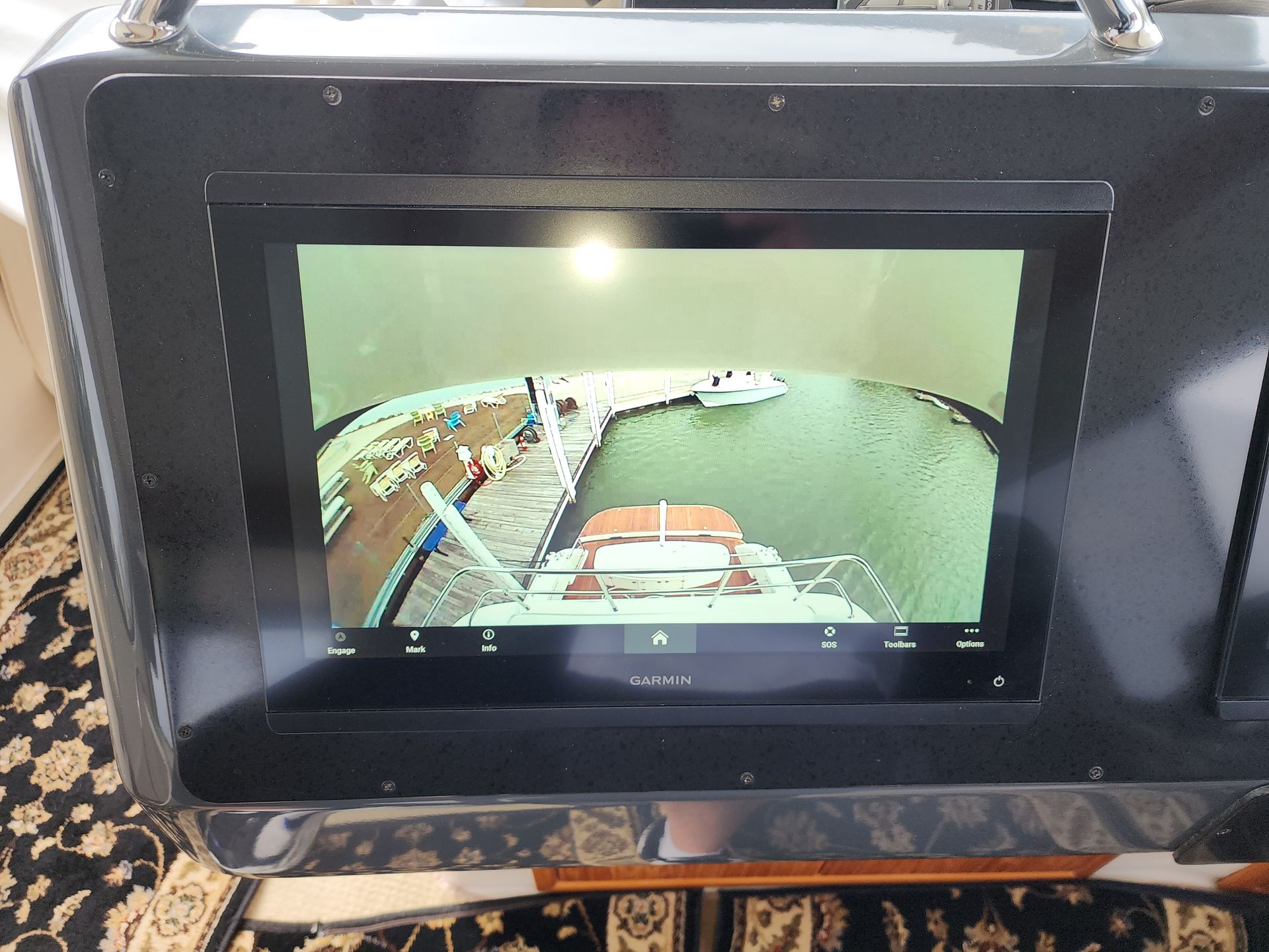 Mobile Marine Electronics will install and retrofit entertainment systems, stereos and Starlink Internet in your boat or yacht in the Port Clinton, Ohio area