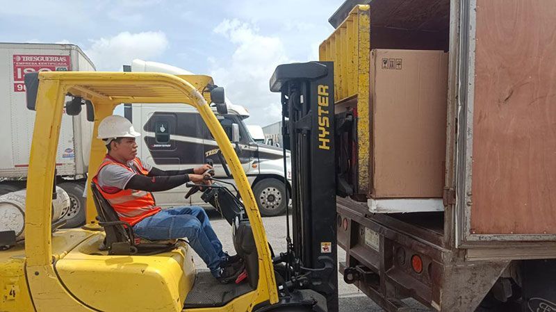 TRANSPORTES DNUSMIR TRANSPORTES DNUSMIR