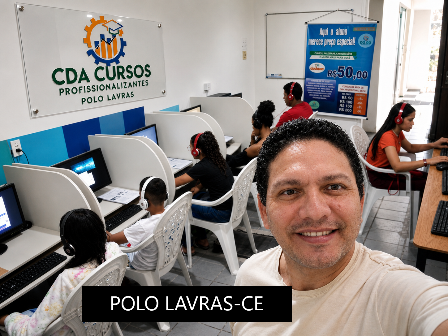 Alunos em sala de aula na unidade de Lavras da Mangabeira