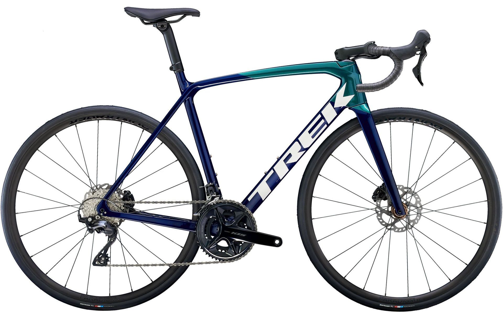 Vélo de route Trek bleu et turquoise sur fond blanc