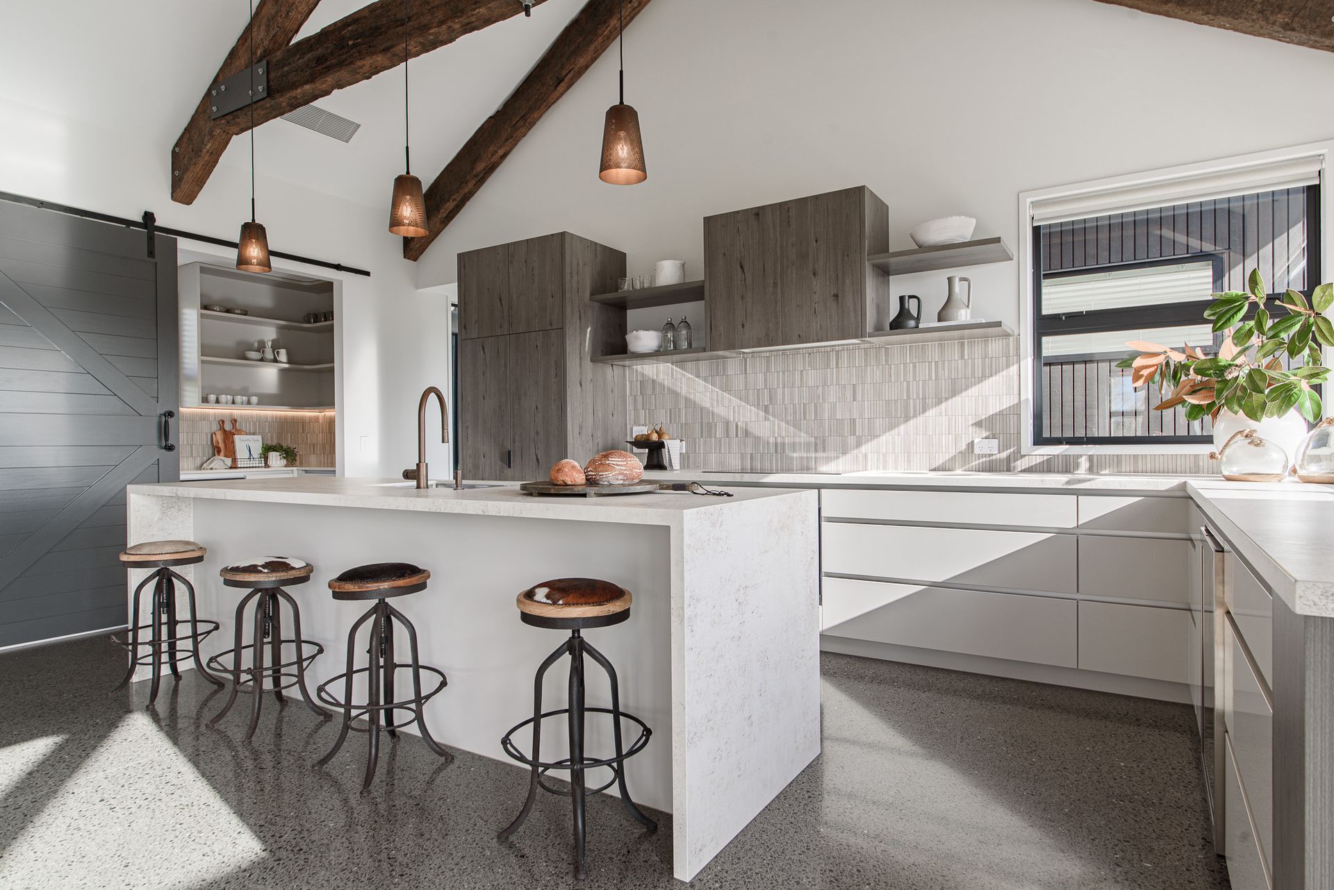 A finished kitchen by Kitchens on Highbrook