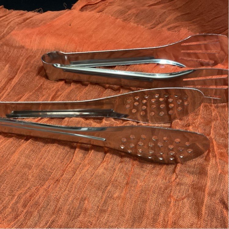 Metal Serving Tong (holes or slotted)