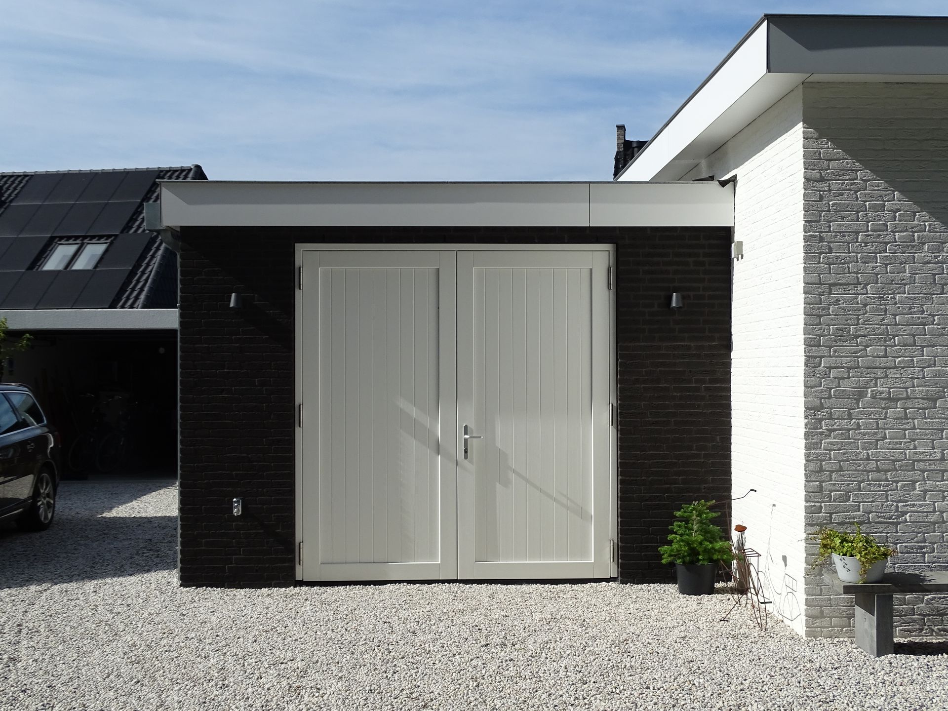 Moderne nieuwbouw woning, villa met strakke lijnen, Bouwbedrijf van Gurp