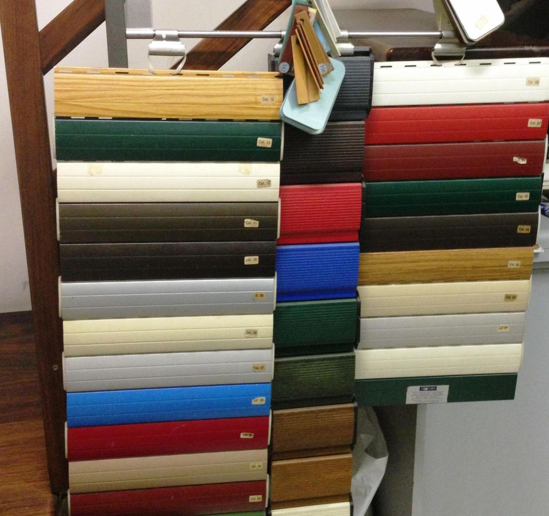 tapparelle in diversi materiali e colori
