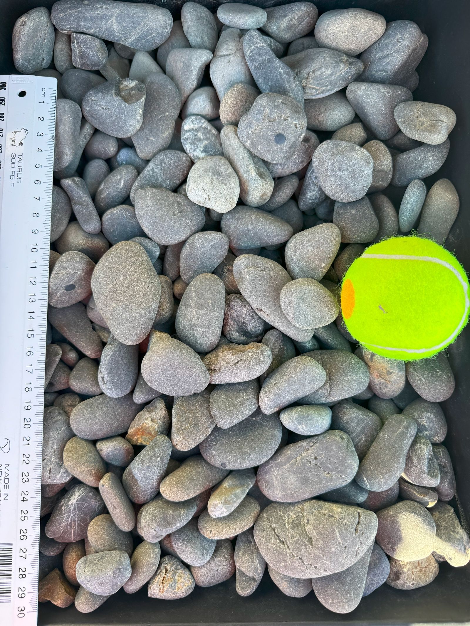 Selling Pebbles River Pebbles for Sale HB | Decorative Garden Stones | Expressway