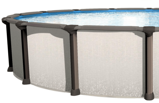 Une piscine ronde avec de l eau bleue