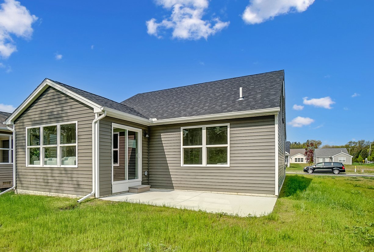 The Village at Riverbend / Stylish Villas on Large Lots