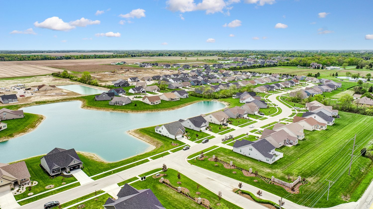 The Village at Riverbend / Stylish Villas on Large Lots