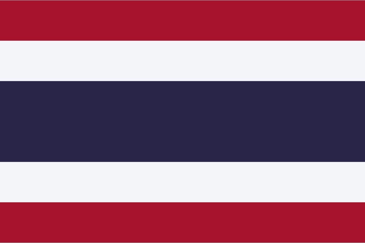 De nationale vlag van Thailand bestaat uit horizontale strepen in de kleuren rood, wit, blauw, wit en rood.