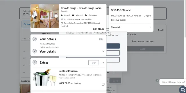 A screenshot of a website showing a bedroom with a bed.