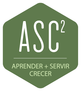 Logotipo hexagonal verde con las letras blancas “ASC²” y las palabras “APRENDER + SERVIR CRECER” debajo.