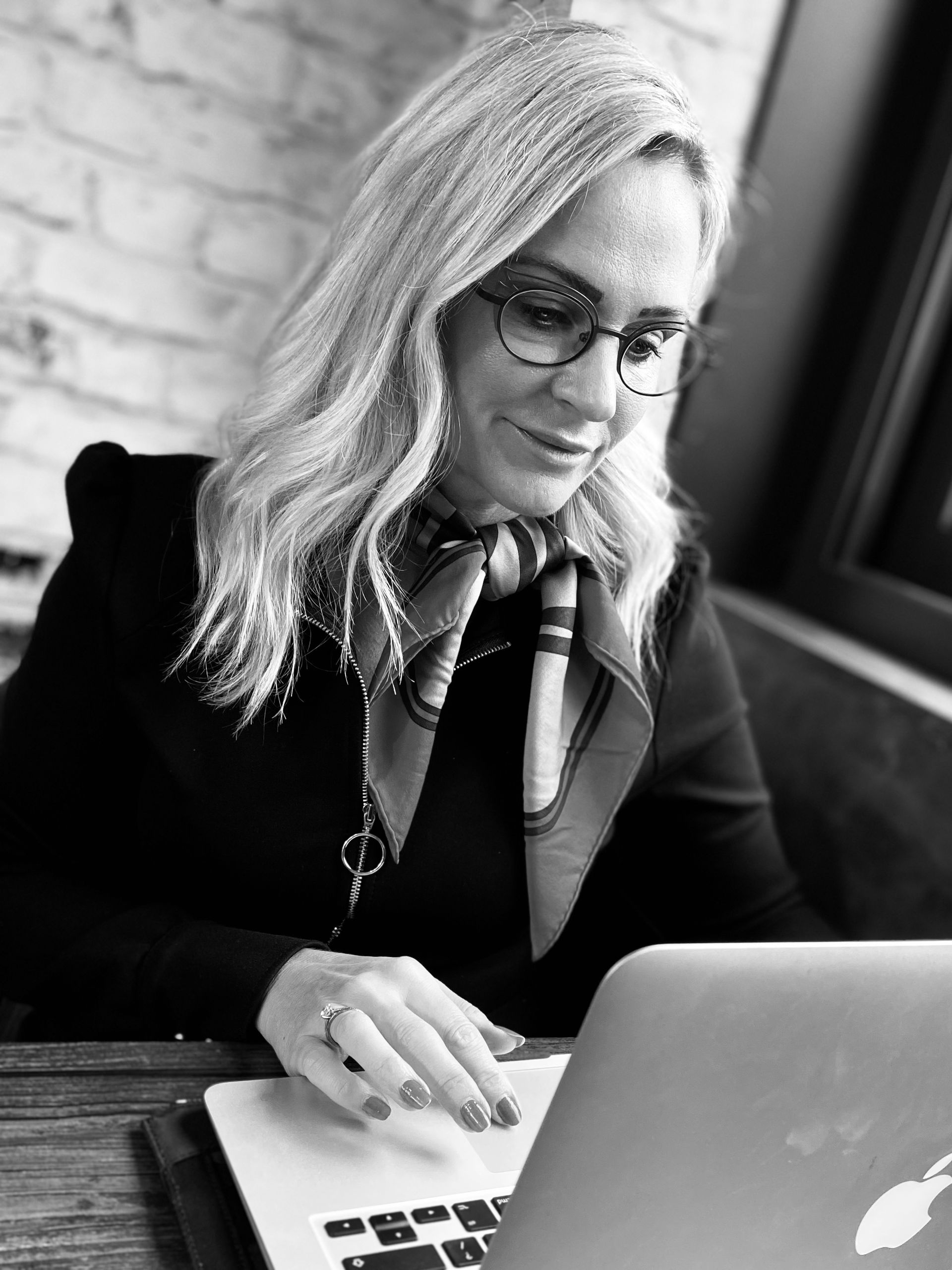 Sara Walker - Brandeye_eye founder
