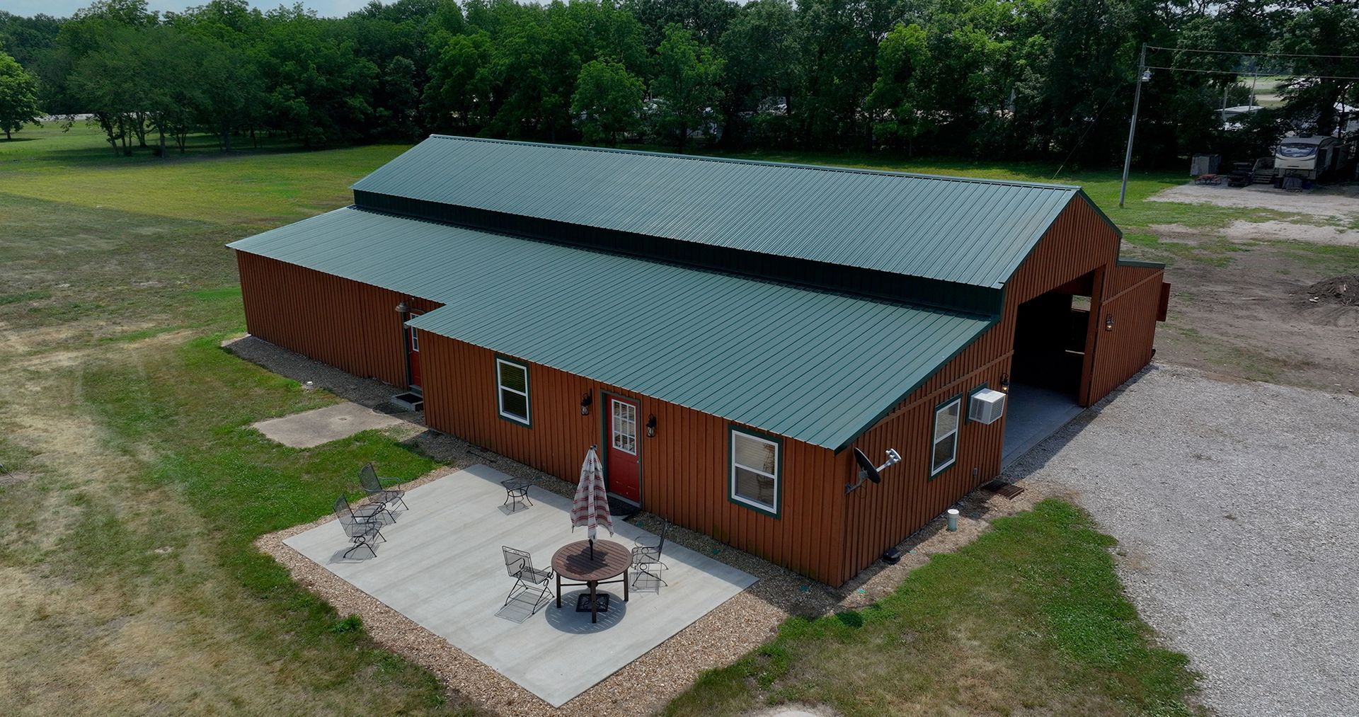barn house