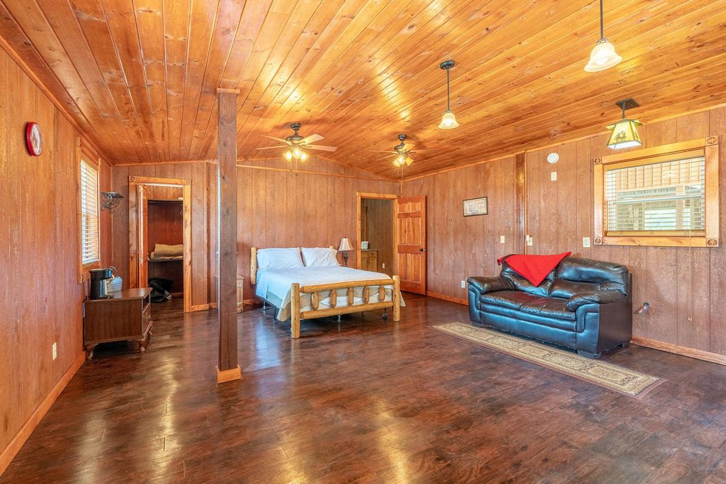 Bunk House bedroom