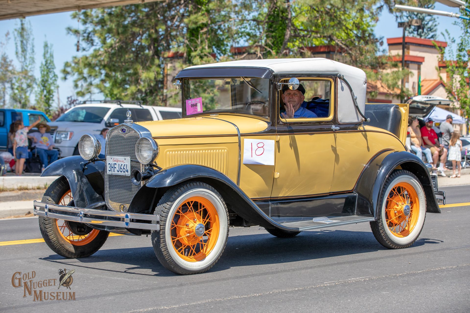 Gold Nugget Parade, Gold Nugget Museum, Classic Car