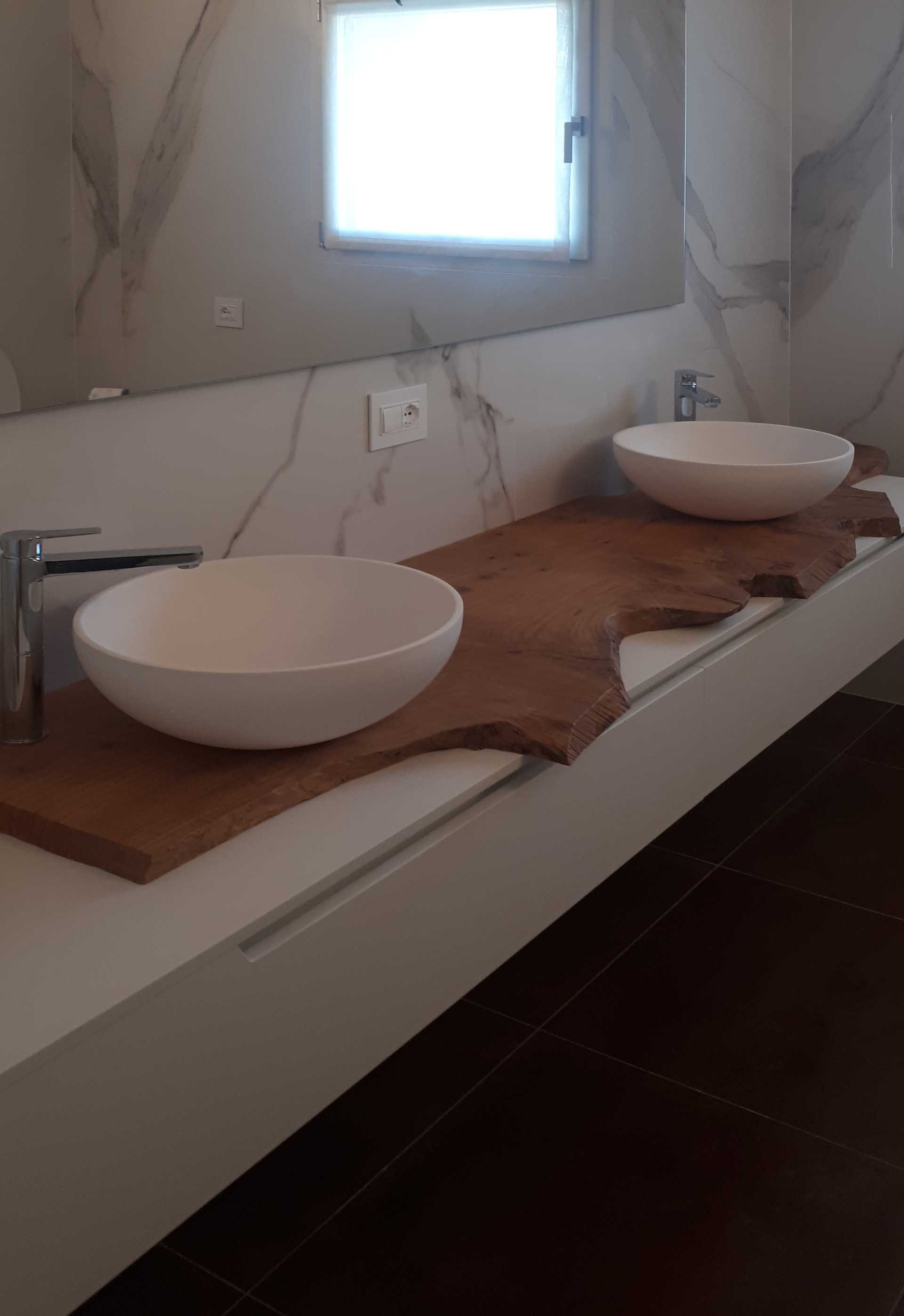MOBILI BAGNO ALTA GAMMA