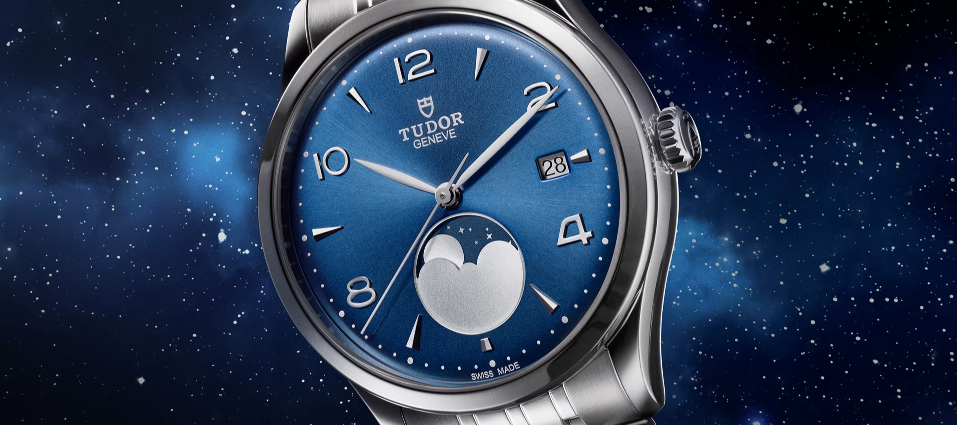 Tudor 196 luna blauwe wijzerplaat moonphase