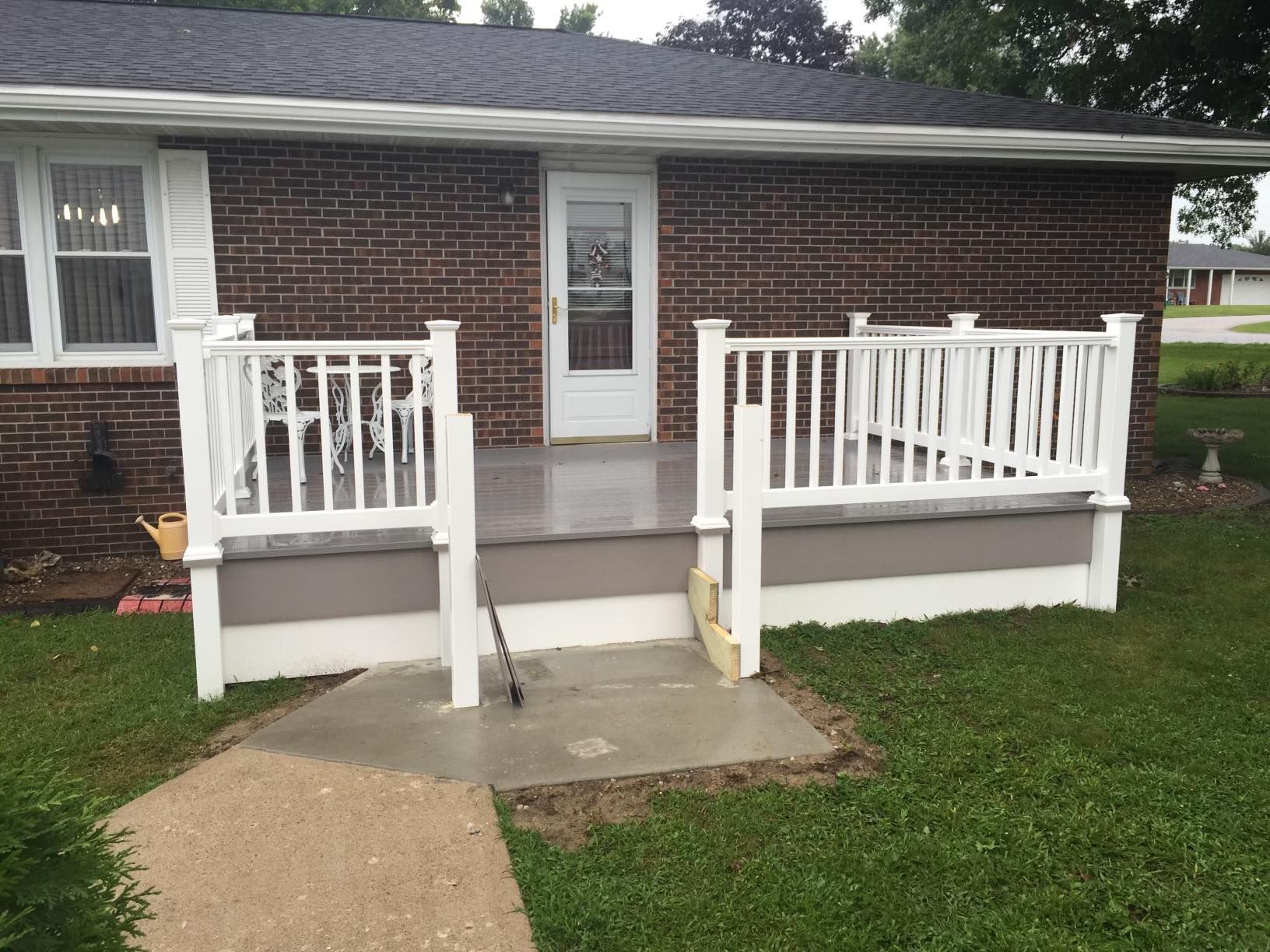 exterior fenced in patio