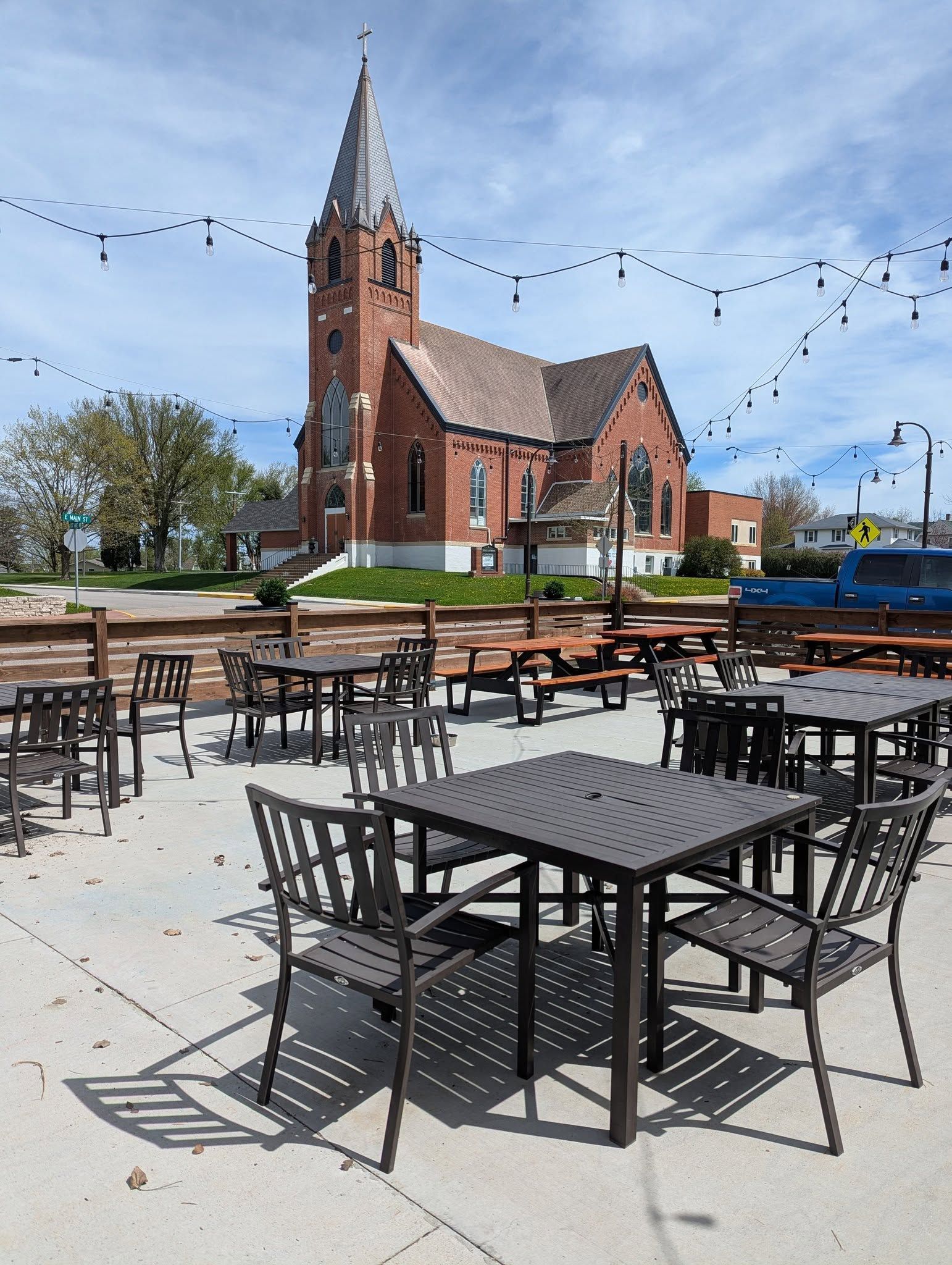 Patio seating outside Fat Pat's Brewery in Spring Grove