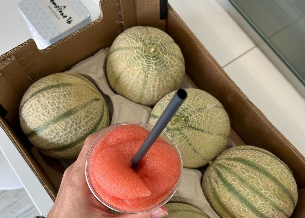 Granita siciliana con frutta naturale