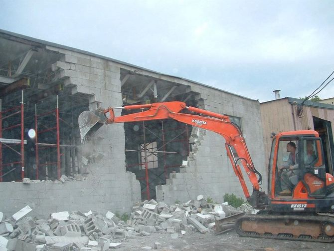 Demolishing A Building | Bloomingdale, NJ | Jim Vollaro Excavating Demolishing A Building | Bloomingdale, NJ | Jim Vollaro Excavating