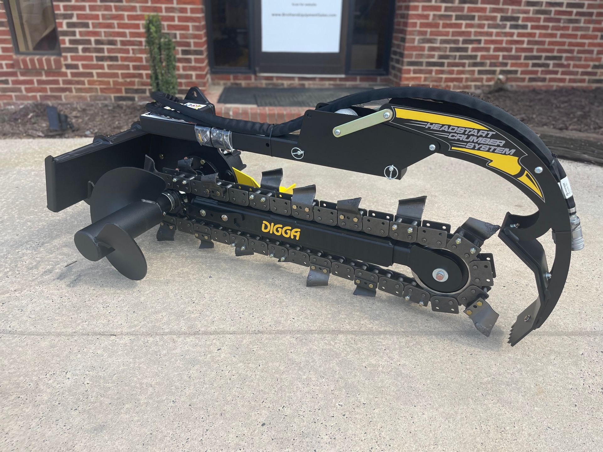 Digga Trencher for Mini Skid Steer w/Earth Chain, 3' x 6