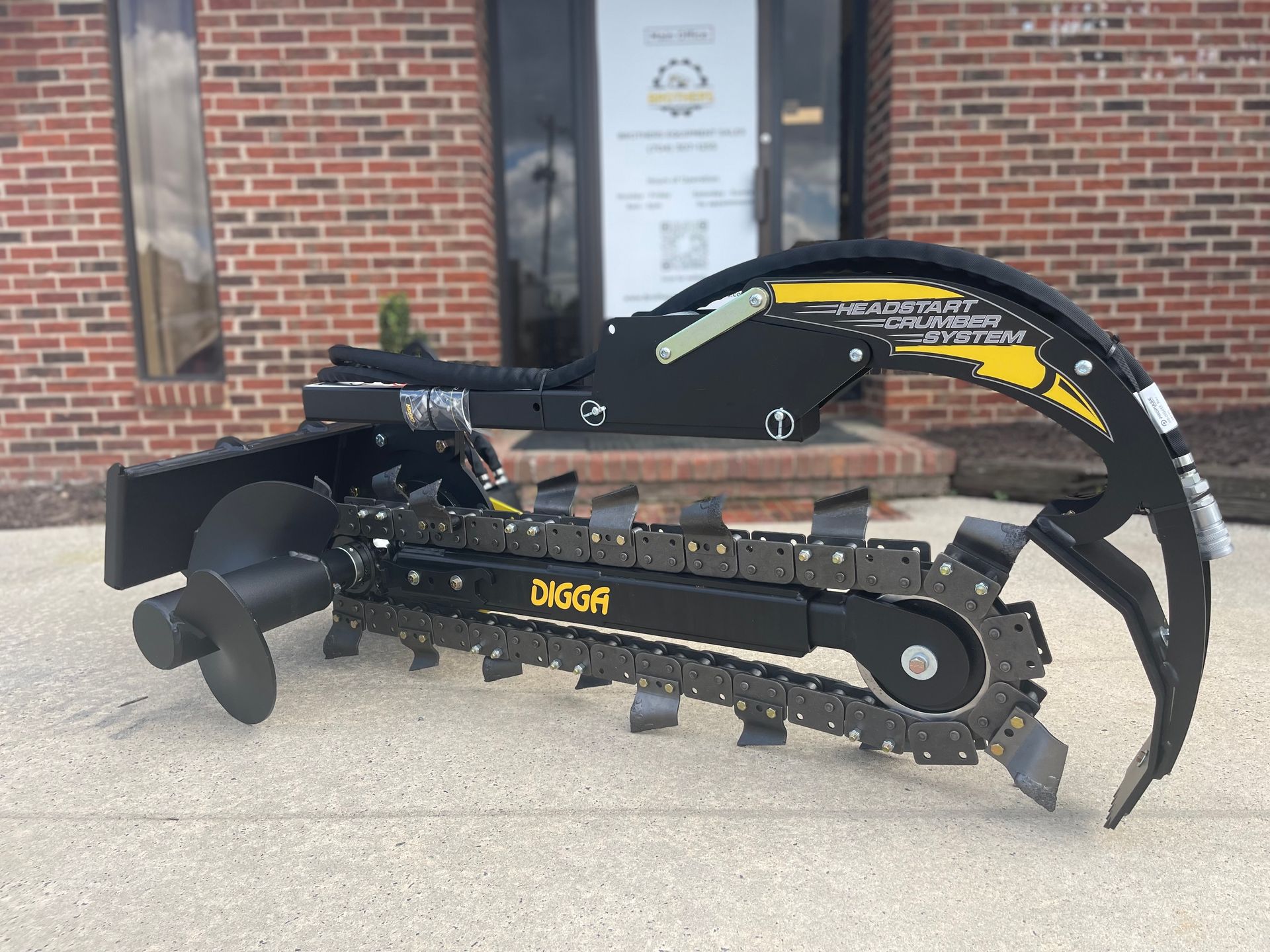 Digga Trencher for Mini Skid Steer w/Earth Chain, 3' x 6