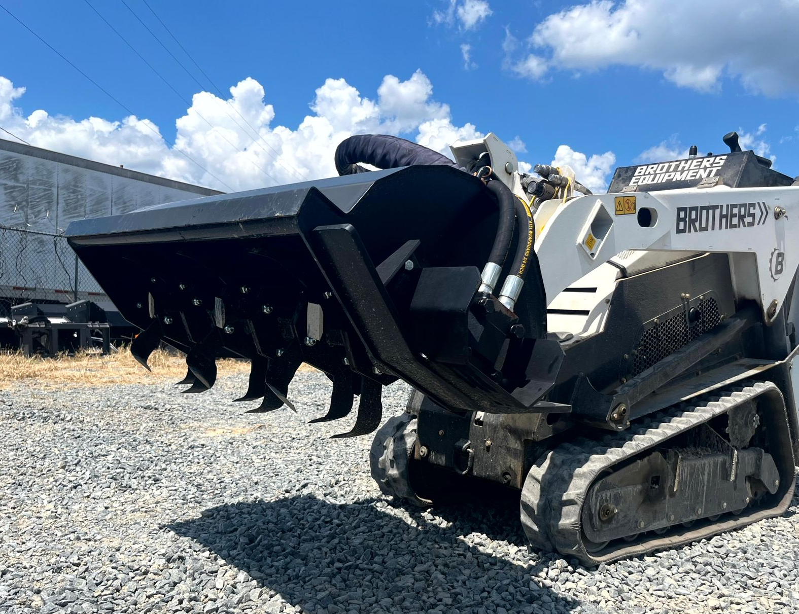 Dingo auger