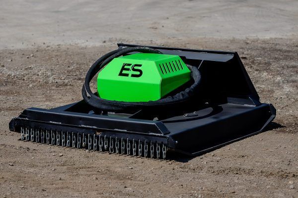 A green and black machine with the word es on it