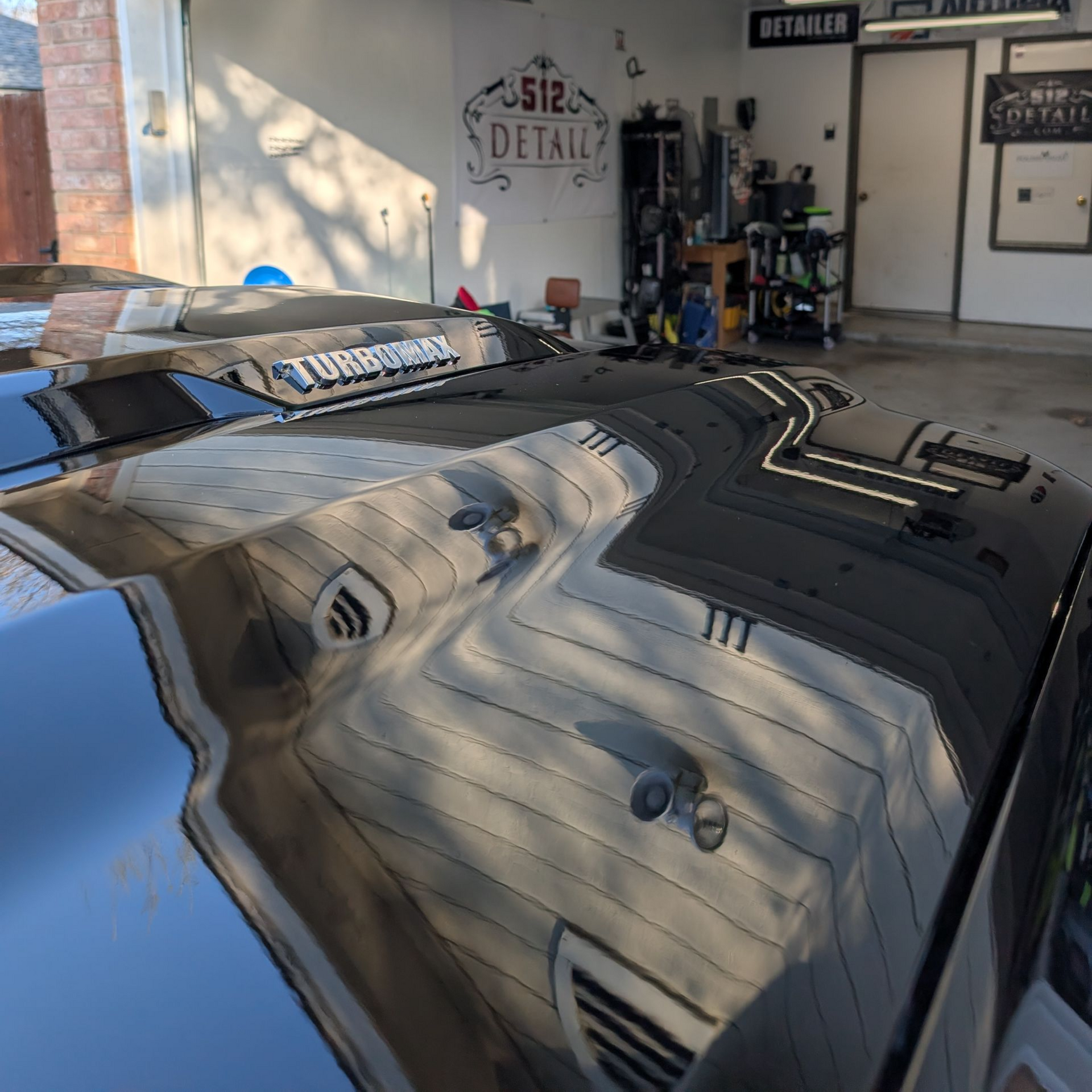 clean car hood