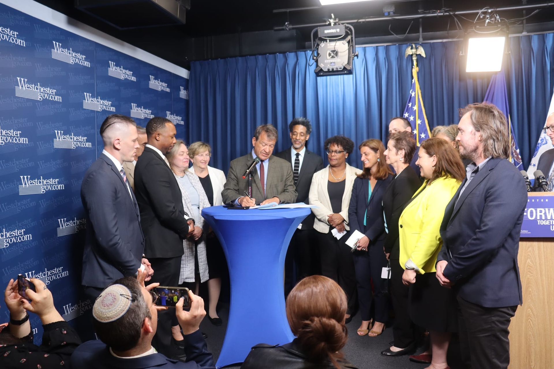 Westchester County Executive Latimer Signs ‘Access to Counsel’ Bill into Law