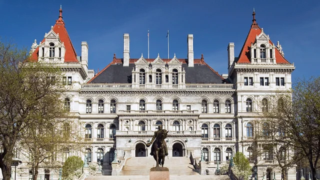 Governor Announces 50 Reforms to Cut Red Tape Including License Renewals for RE Professionals