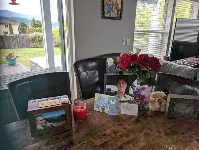 table memorial