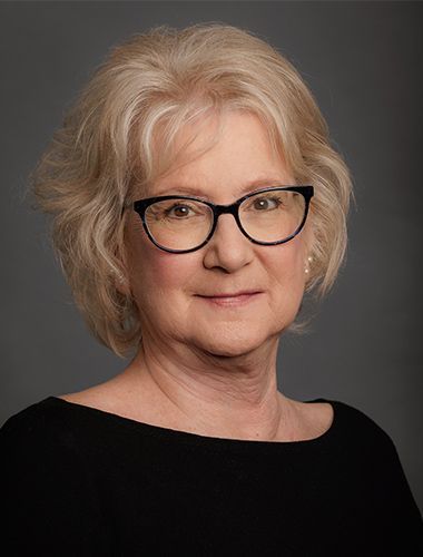 Colleen Vert, Closing Officer and Title Agent at Schultz Law Group